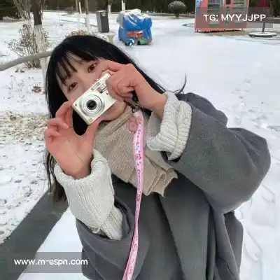 戴霖珈